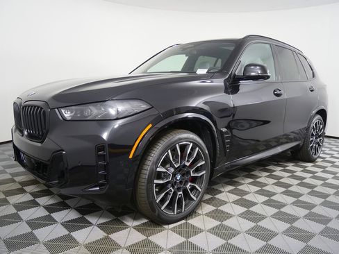 Used 2026 BMW X5 sDrive40i w/ M Sport Package image 8