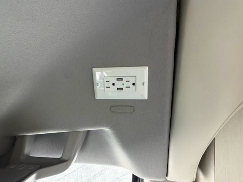 Used 2020 Ford Transit 350 148 High Roof Extended RWD image 31