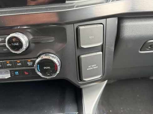 New 2026 Ford F350 Lariat w/ Black Appearance Package AWD/4WD image 22