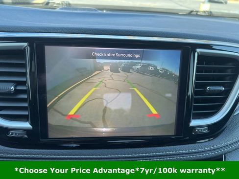 Certified 2022 Chrysler Pacifica Touring-L w/ S Appearance Package image 91