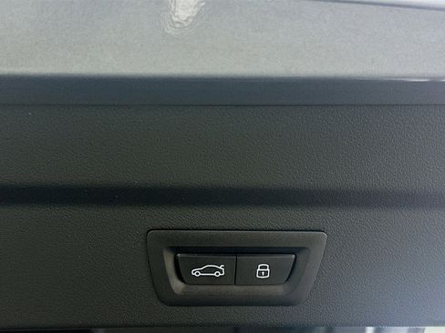 Used 2025 BMW X2 xDrive28i image 32