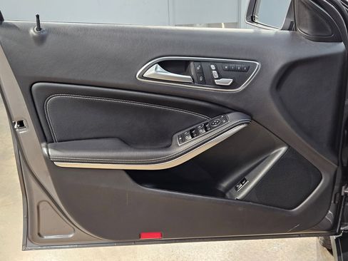 Used 2018 Mercedes-Benz GLA 250 image 20