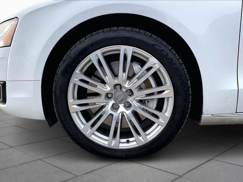 Used 2015 Audi A8 L 4.0T w/ Premium Package image 10