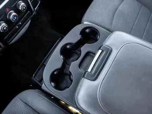 Used 2017 RAM 1500 Express w/ Express Value Package image 36