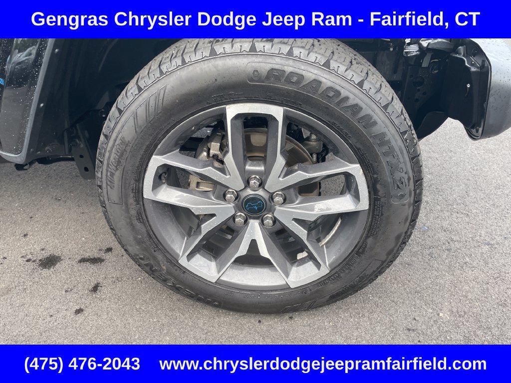 Used 2024 Jeep Wrangler Unlimited w/ Convenience Group AWD/4WD image 9
