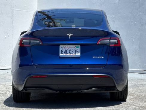 Used 2021 Tesla Model Y Long Range AWD/4WD image 4