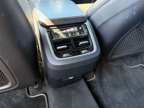 Used 2016 Volvo XC90 T6 R-Design w/ Convenience Package image 25