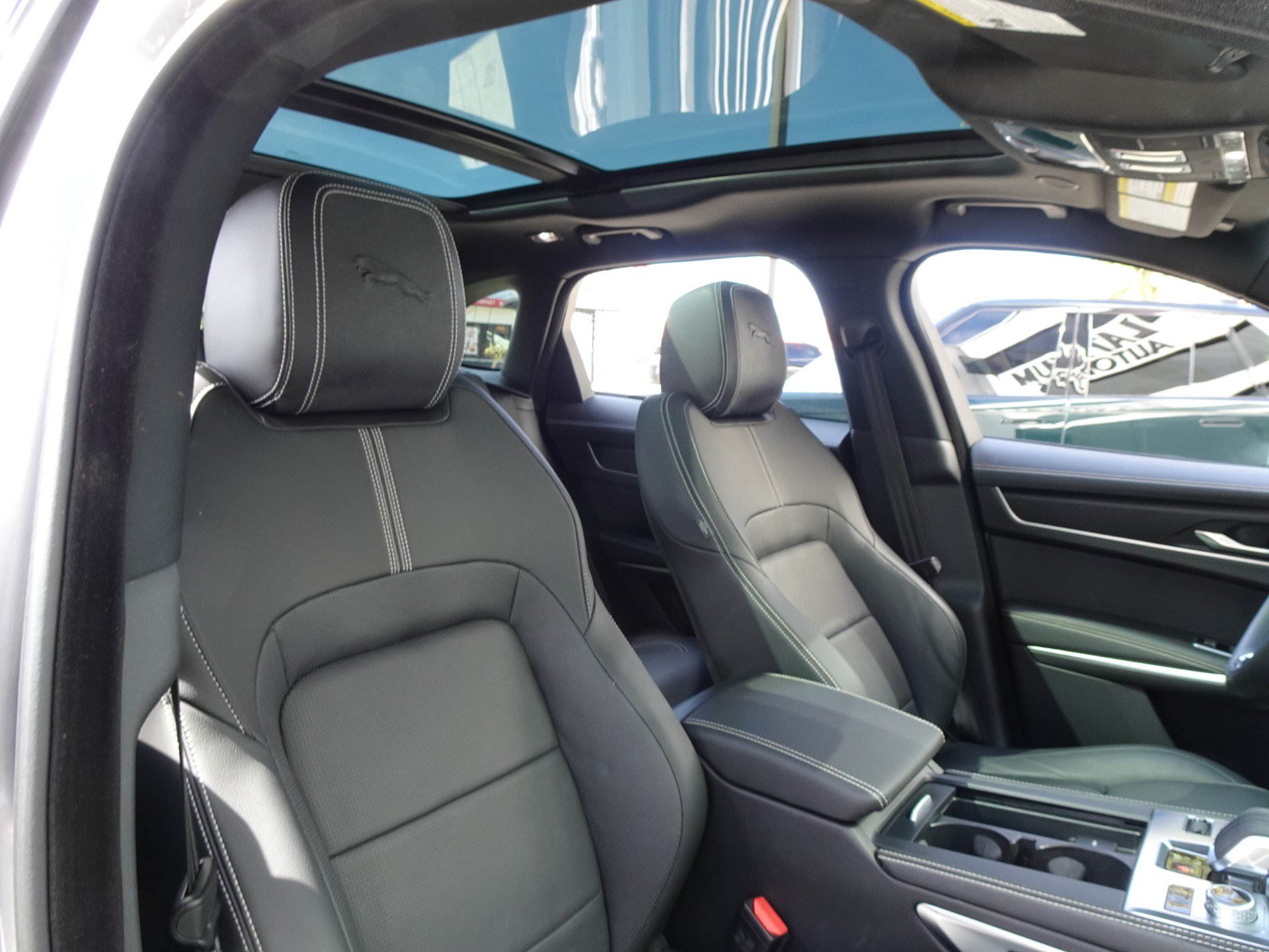 Used 2026 Jaguar F-PACE R-Dynamic S AWD/4WD image 22