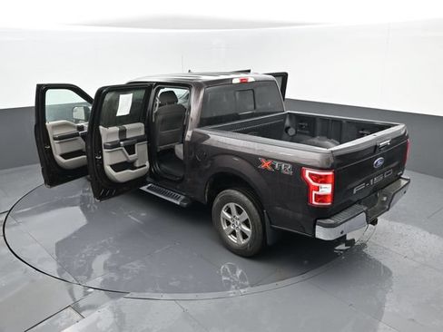 Used 2019 Ford F150 XLT w/ Equipment Group 302A Luxury AWD/4WD image 26