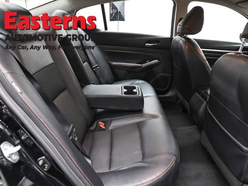 Used 2024 Nissan Altima 2.5 SR FWD image 23