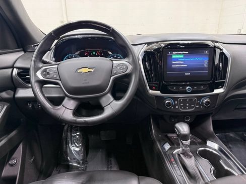 Used 2023 Chevrolet Traverse LT w/ LT Premium Package AWD/4WD image 31