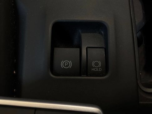 Used 2025 Toyota Grand Highlander FWD image 26
