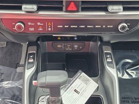 New 2026 Kia Sorento S FWD image 30