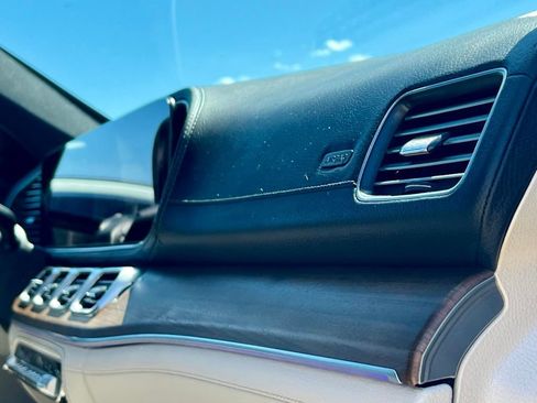 Certified 2024 Mercedes-Benz GLE 53 AMG 4MATIC image 28