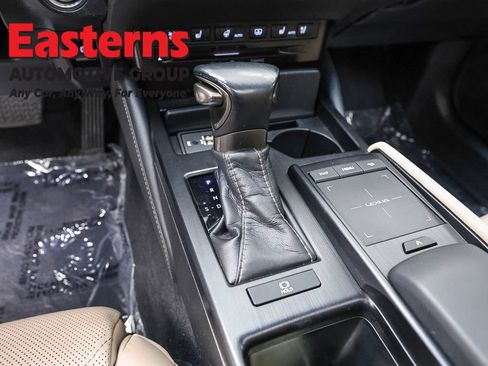 Used 2020 Lexus ES 350 w/ Accessory Package FWD image 13