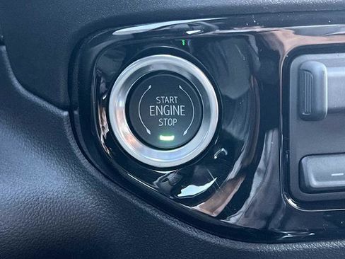 New 2026 GMC Sierra 1500 Elevation w/ X31 Off-Road Package AWD/4WD image 6