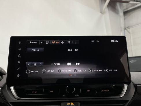 Used 2024 Nissan Altima 2.5 SR w/ SR Premium Package image 19