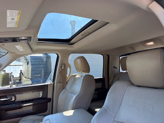 Used 2015 RAM 2500 Laramie w/ Convenience Group AWD/4WD image 22