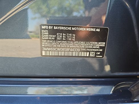 Certified 2025 BMW 330i Sedan w/ Premium Package RWD image 39