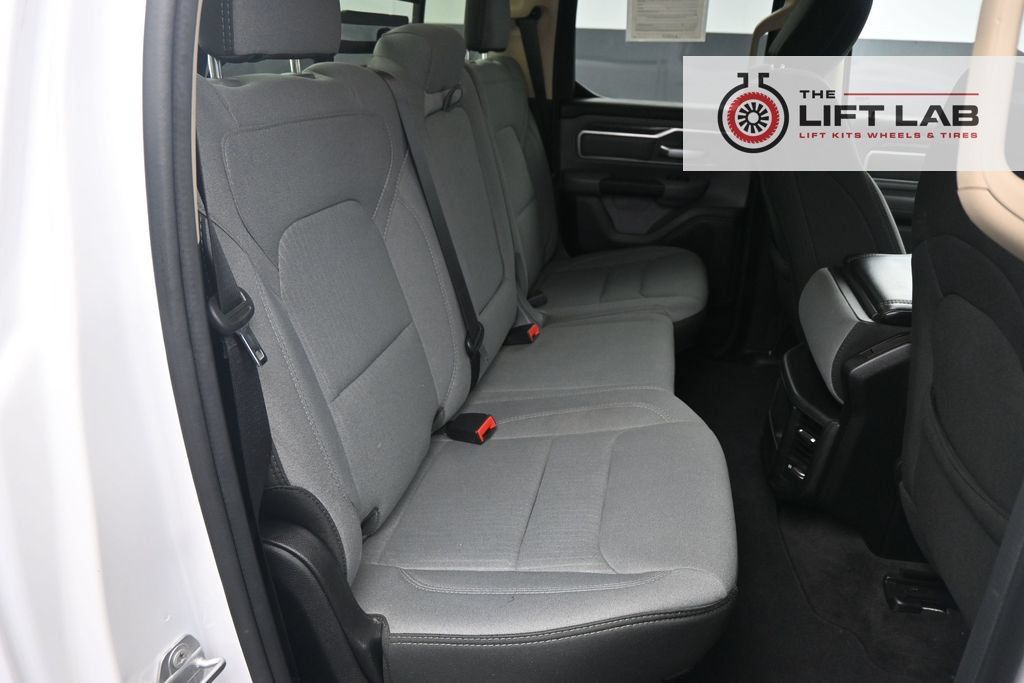 Used 2020 RAM 1500 Big Horn AWD/4WD image 12