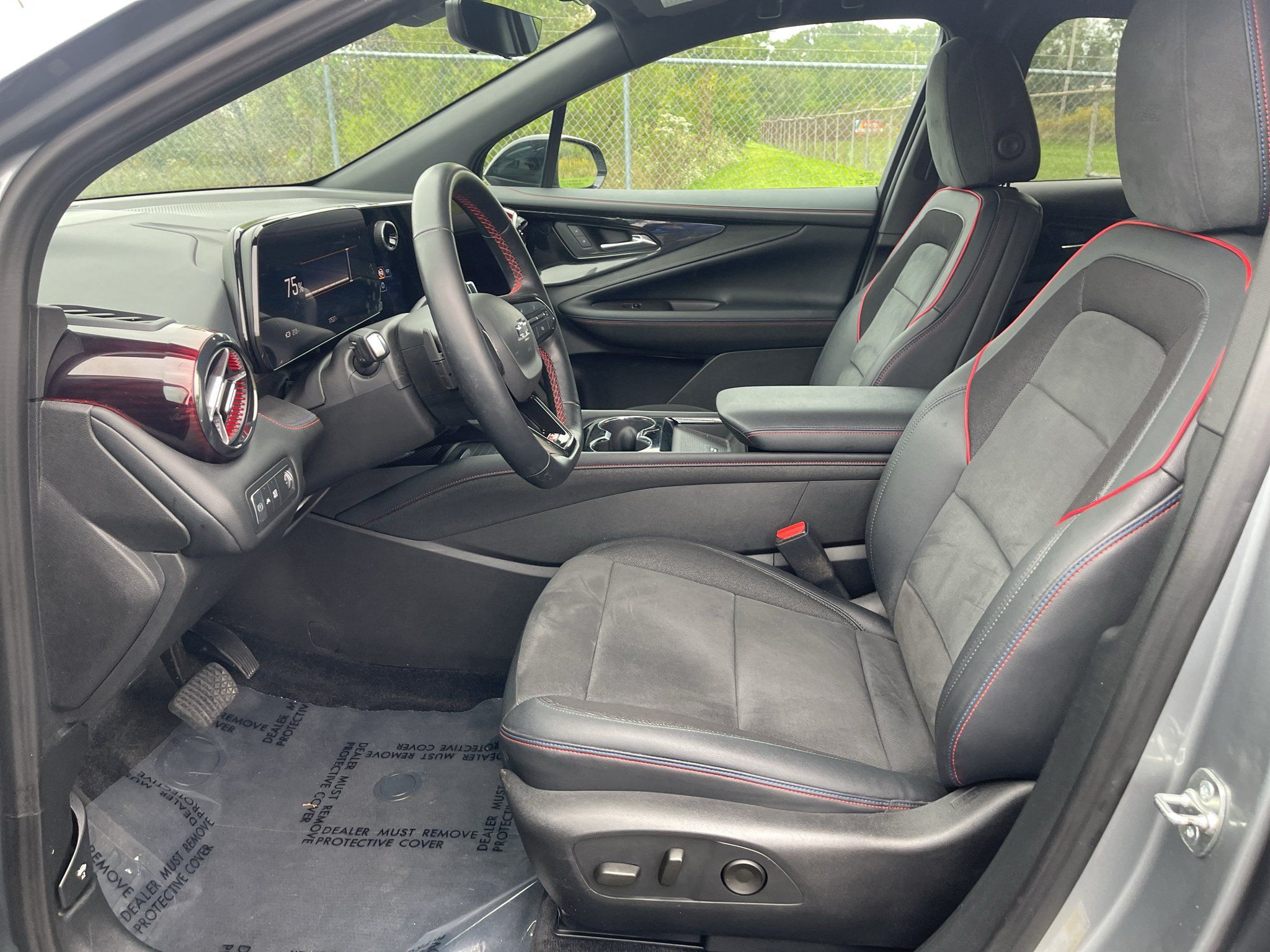 Used 2024 Chevrolet Blazer EV RS AWD/4WD image 17