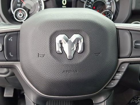 Used 2024 RAM 2500 Tradesman w/ Chrome Appearance Group image 20