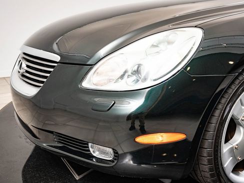 Used 2004 Lexus SC 430 Convertible RWD image 4