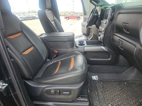 Used 2023 GMC Sierra 3500 AT4 AWD/4WD image 11