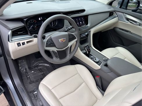 Used 2024 Cadillac XT5 Premium Luxury AWD/4WD image 16