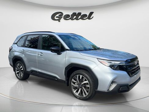 Used 2026 Subaru Forester Touring AWD/4WD image 3