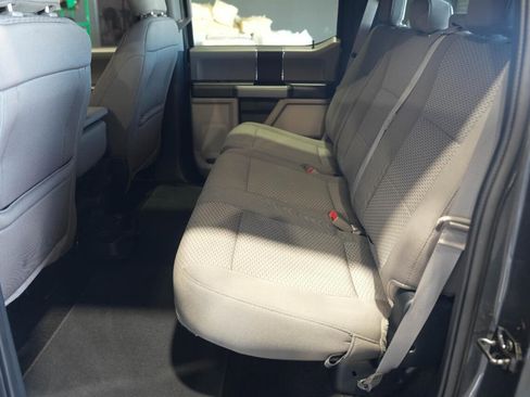 Used 2020 Ford F150 XLT image 27