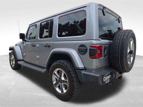 Used 2020 Jeep Wrangler Unlimited Sahara w/ Safety Group AWD/4WD image 14
