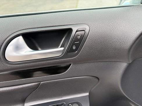 Used 2014 Volkswagen Jetta TDI FWD image 12