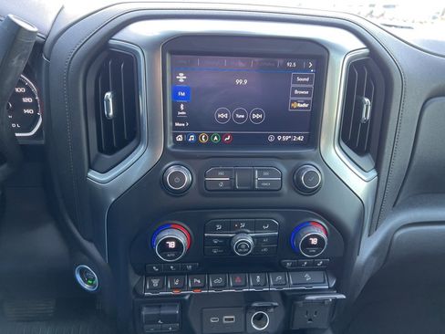 Used 2020 Chevrolet Silverado 2500 LTZ w/ LTZ Texas Edition image 30