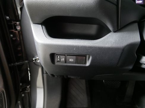 Used 2023 Toyota RAV4 XLE AWD/4WD image 26