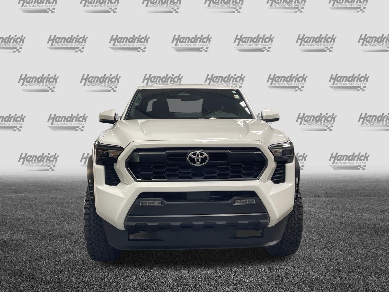 Used 2024 Toyota Tacoma TRD Off-Road AWD/4WD image 3