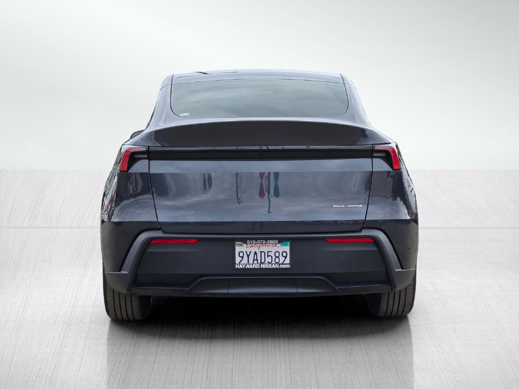 Used 2026 Tesla Model Y AWD image 5