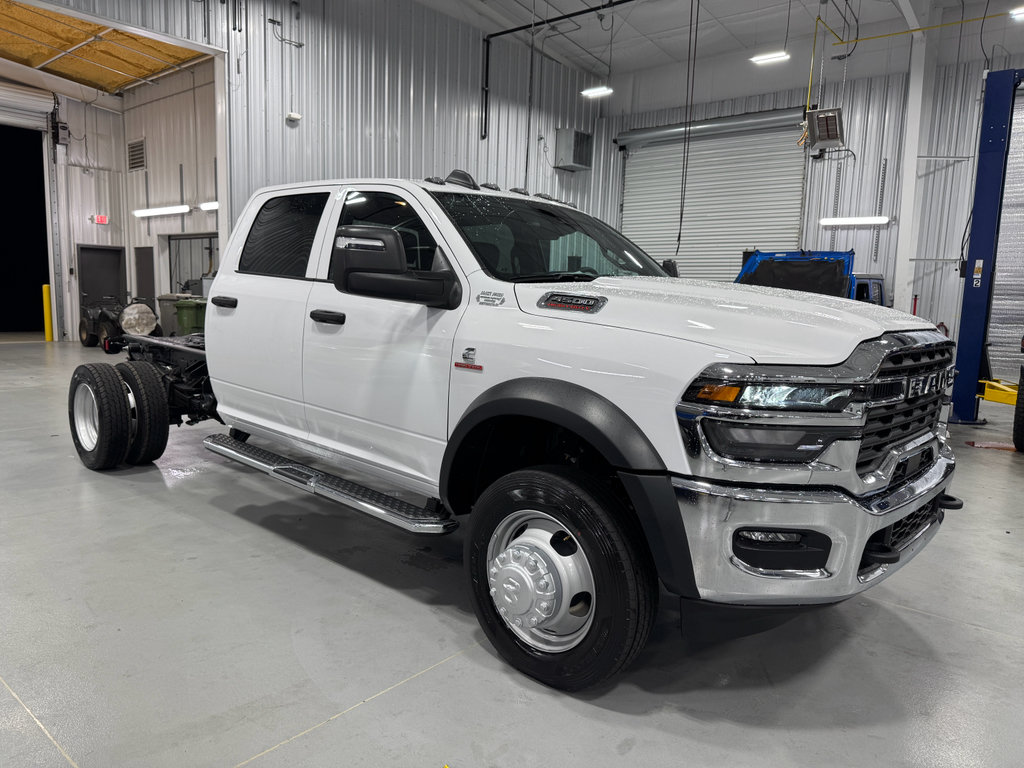 New 2025 RAM 4500 Tradesman AWD/4WD image 17