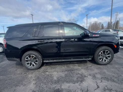 Used 2024 Chevrolet Tahoe Z71 w/ Luxury Package AWD/4WD image 9