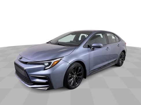 Used 2024 Toyota Corolla SE image 4