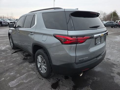 Used 2023 Chevrolet Traverse LT image 13