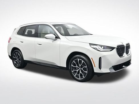 New 2026 BMW X3 xDrive30i w/ Convenience Package AWD/4WD image 2