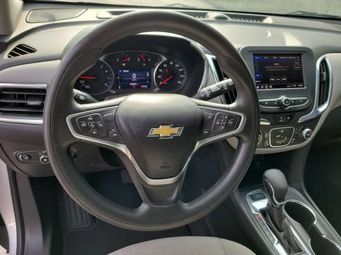 Used 2022 Chevrolet Equinox LT AWD/4WD image 26