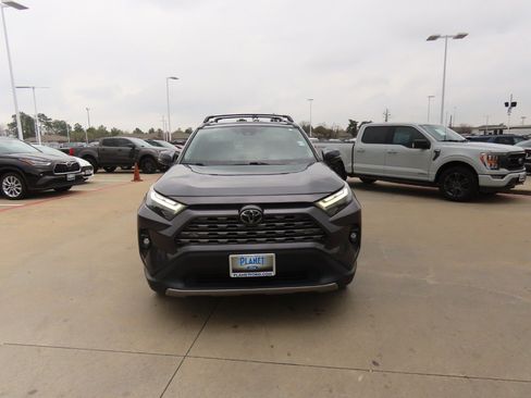 Used 2023 Toyota RAV4 Limited image 5