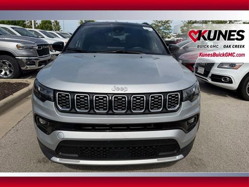 Used 2025 Jeep Compass Limited AWD/4WD image 7