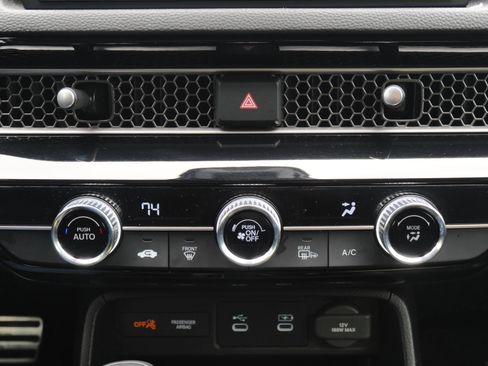 Used 2025 Honda Civic Sport image 15