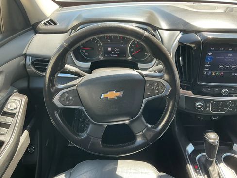Used 2020 Chevrolet Traverse LT w/ LT Premium Package FWD image 26