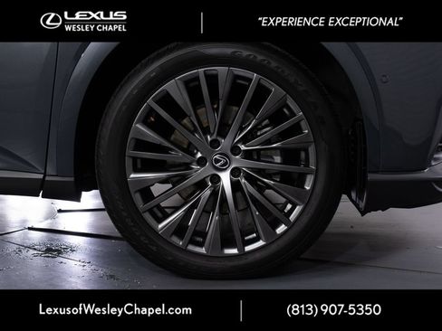 Used 2024 Lexus RX 350 FWD image 3