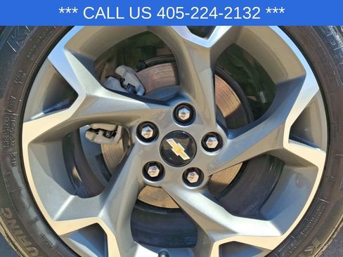 Used 2024 Chevrolet Trax LT w/ Driver Confidence Package FWD image 11