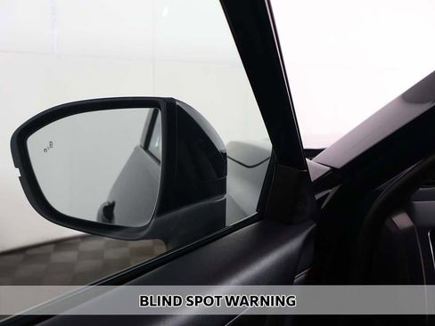 Used 2024 Nissan Pathfinder Rock Creek image 5